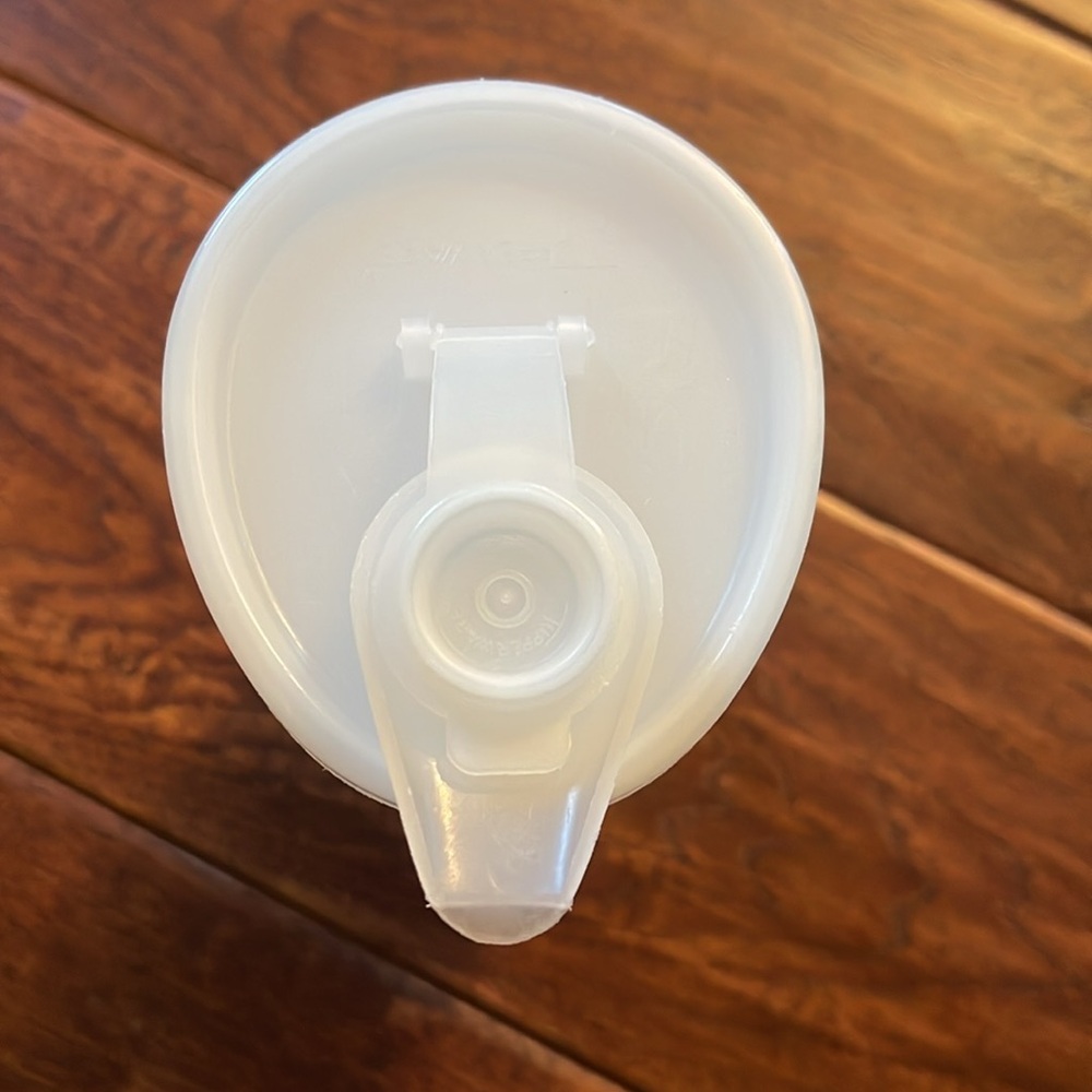 Vintage 1970's Tupperware Sweet Saver with Flip Pour Spout Container - Picture 4 of 9